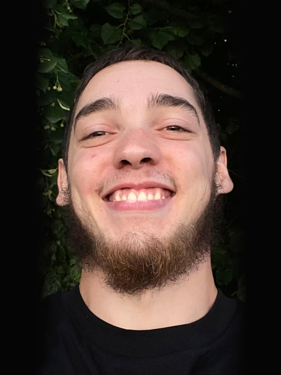 Японський стиль татуювання: Фото татуювання, виконаного у японському стилі, що поєднує традиційні мотиви з сучасними рішеннями, в тату салоні Луцьк, Волинська область, Україна, для поціновувачів кольорового та чорного тату